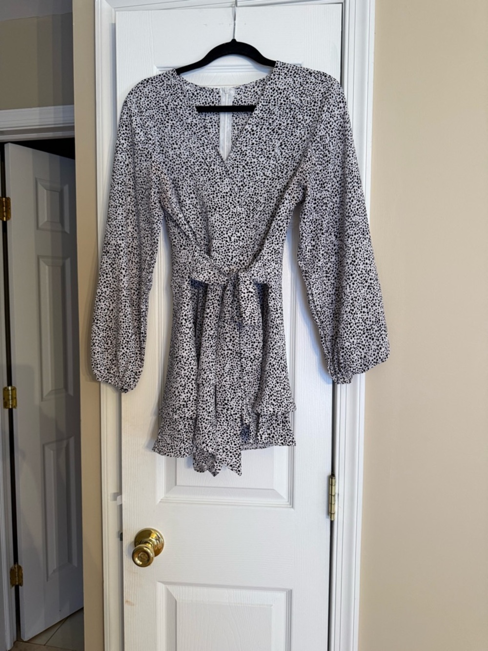 Chiffon Long-Sleeve Wrap Romper in Black & Gray Dot